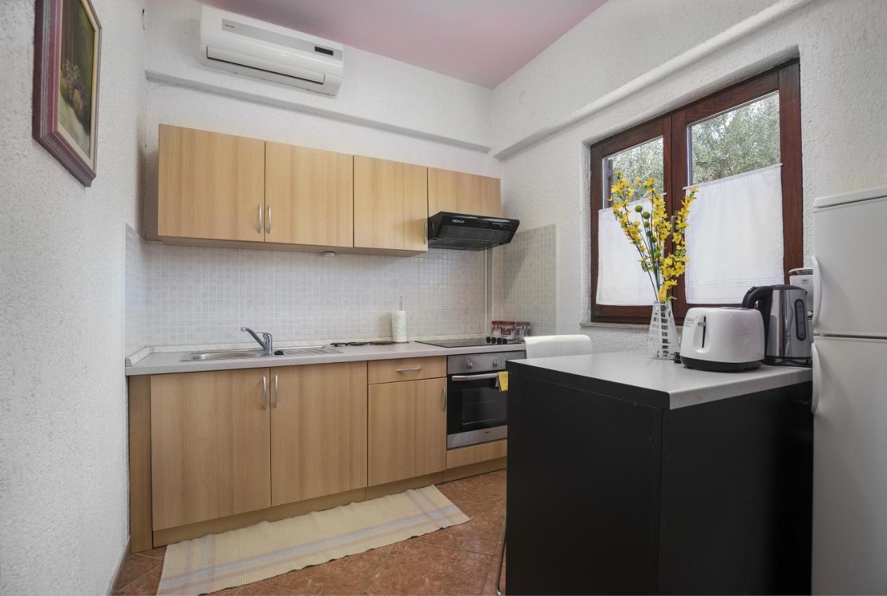 Karmelo Appartment Davorka Rovinj Extérieur photo