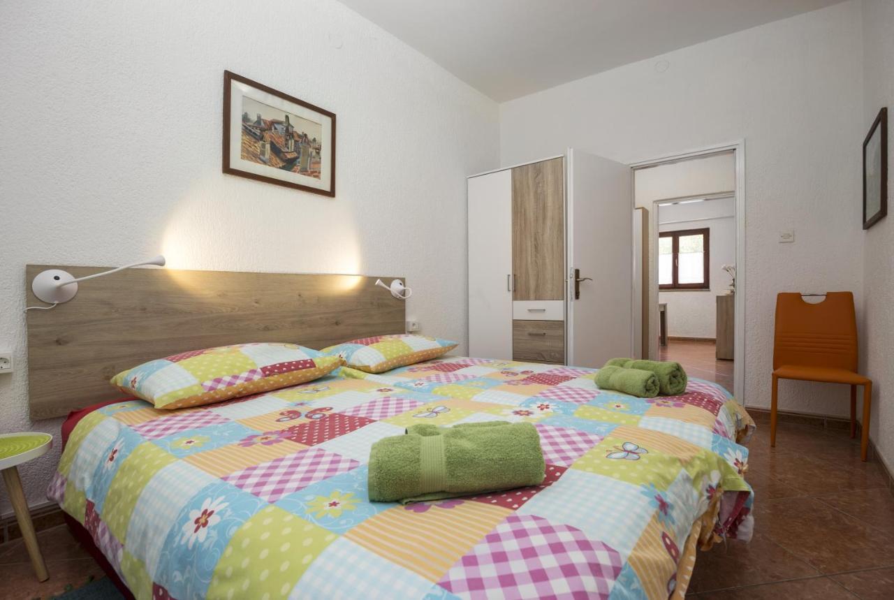 Karmelo Appartment Davorka Rovinj Extérieur photo